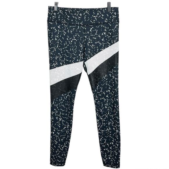 Under Armour Women's Mirror Marble Stripe Leggings M Black & White Perforated - Picture 1 of 5